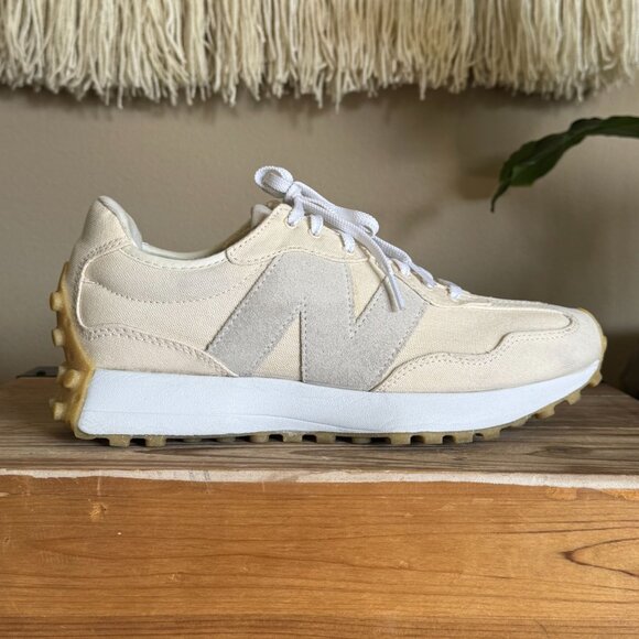 New Balance 327 Linen Sea Salt Gum Sole Low Chunky Sneaker Shoe Size 9.5 - Picture 9 of 17